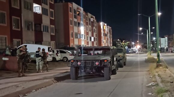 Con disparos de arma larga atacan a dos motociclistas en Lomas de San Isidro de Culiacán, Sinaloa