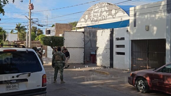 Con ráfagas de arma larga atacan autolavado en la Lombardo Toledano de Culiacán, Sinaloa