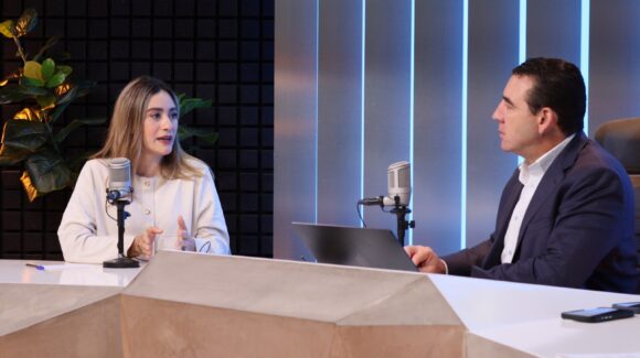 Icatsin capacita a más de mil 300 jóvenes de preparatoria en Sinaloa