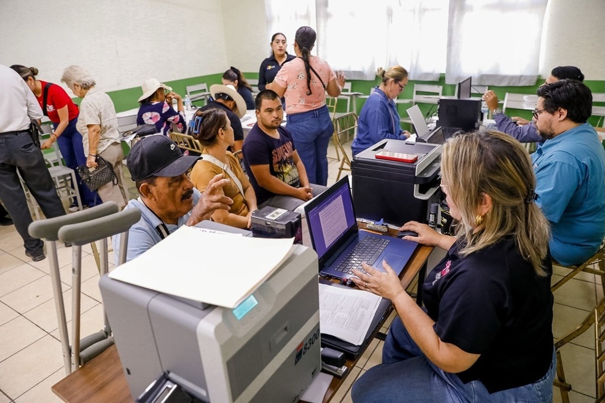 Brigada del Bienestar llega con sus servicios a Estación Dimas, San Ignacio