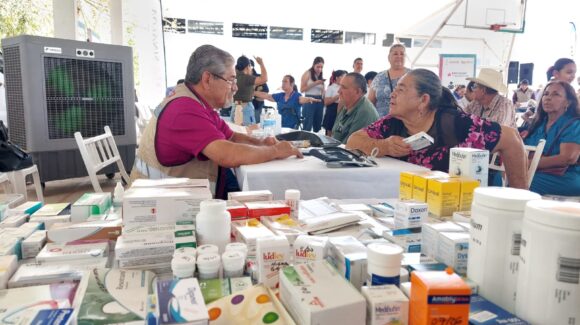 Brigadas del Bienestar acercan apoyos y servicios gratuitos a familias de Tamazula II, en Salvador Alvarado