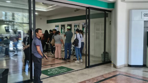 Diputado llama a la ciudadanía a organizarse ante los excesivos costos en los recibos de la CFE en Mazatlán