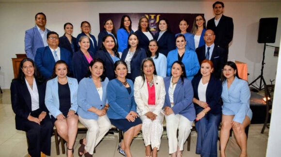 Nace PSICACOMM en Mazatlán, Sinaloa; psicólogos toman protesta y hacen historia dentro de la Cámara de Comercio