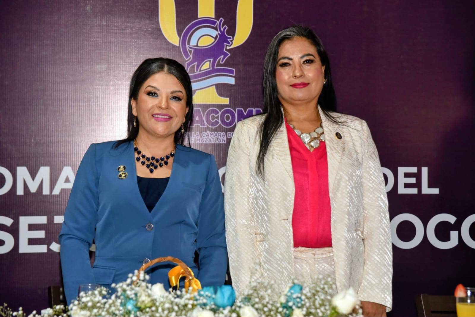 Nace PSICACOMM en Mazatlán, Sinaloa; psicólogos toman protesta y hacen historia dentro de la Cámara de Comercio