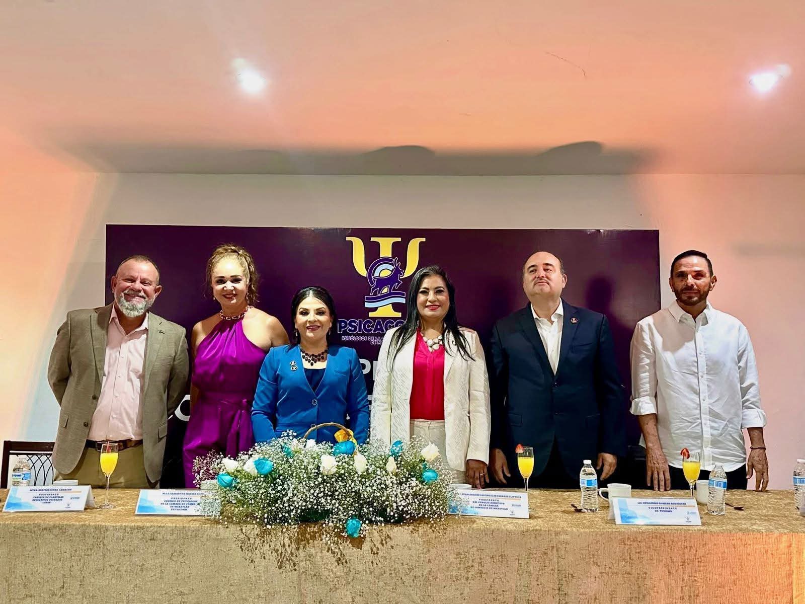 Nace PSICACOMM en Mazatlán, Sinaloa; psicólogos toman protesta y hacen historia dentro de la Cámara de Comercio