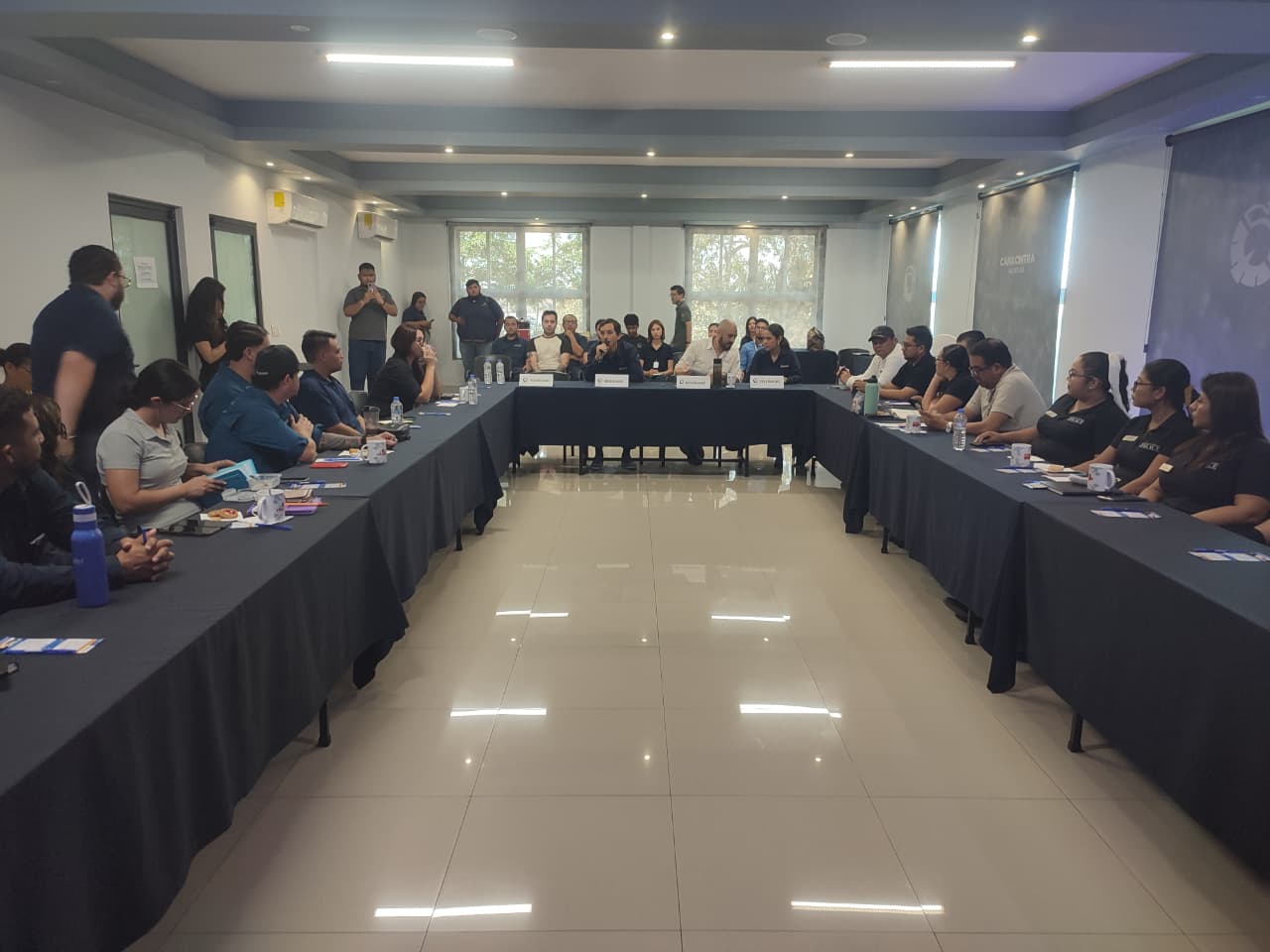 Capacitación para la prevención de huracanes en Mazatlán