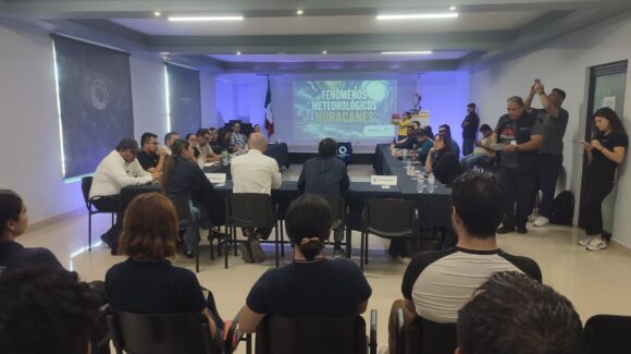 Giprossa y Protección Civil de Mazatlán, Sinaloa, imparten la plática “Pronóstico y prevención de huracanes 2026”