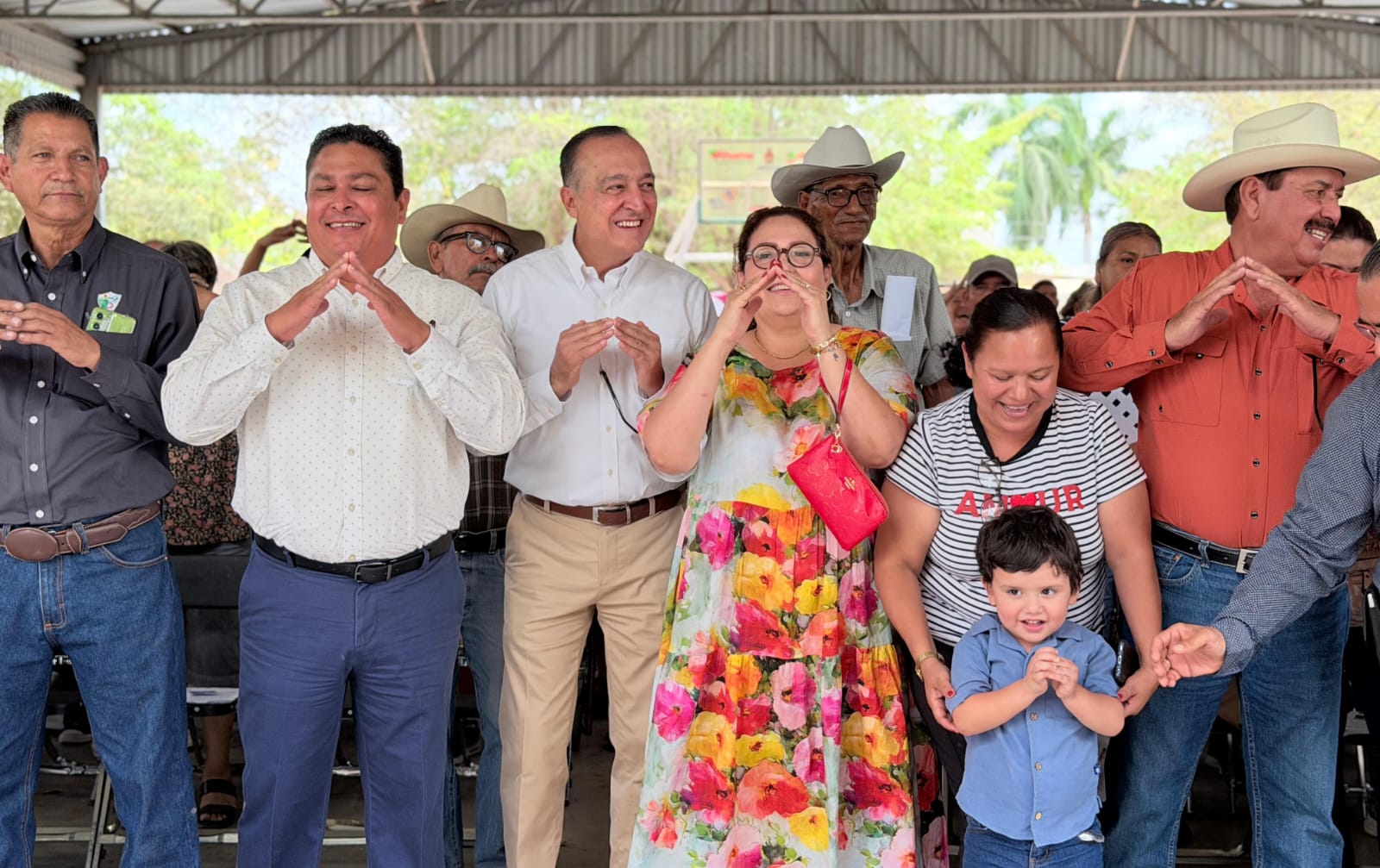 Caravana del Bienestar en Ahome