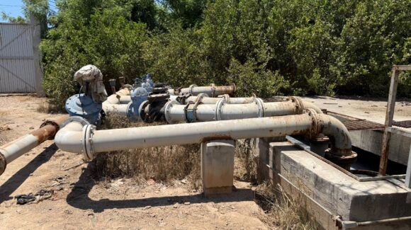 Derrame en El Walamo, Mazatlán, Sinaloa, obliga a Jumapam a reforzar vigilancia en cárcamo averiado