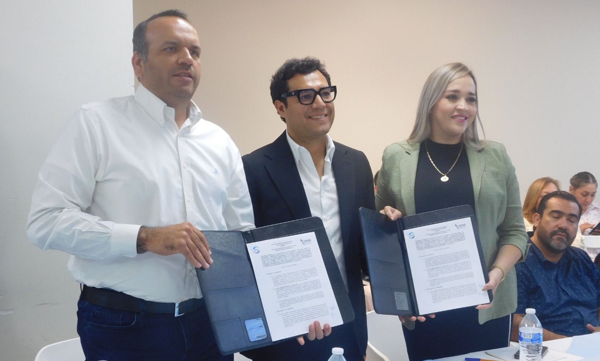 Ceapas y Coepriss firman convenio para garantizar calidad del agua de uso doméstico