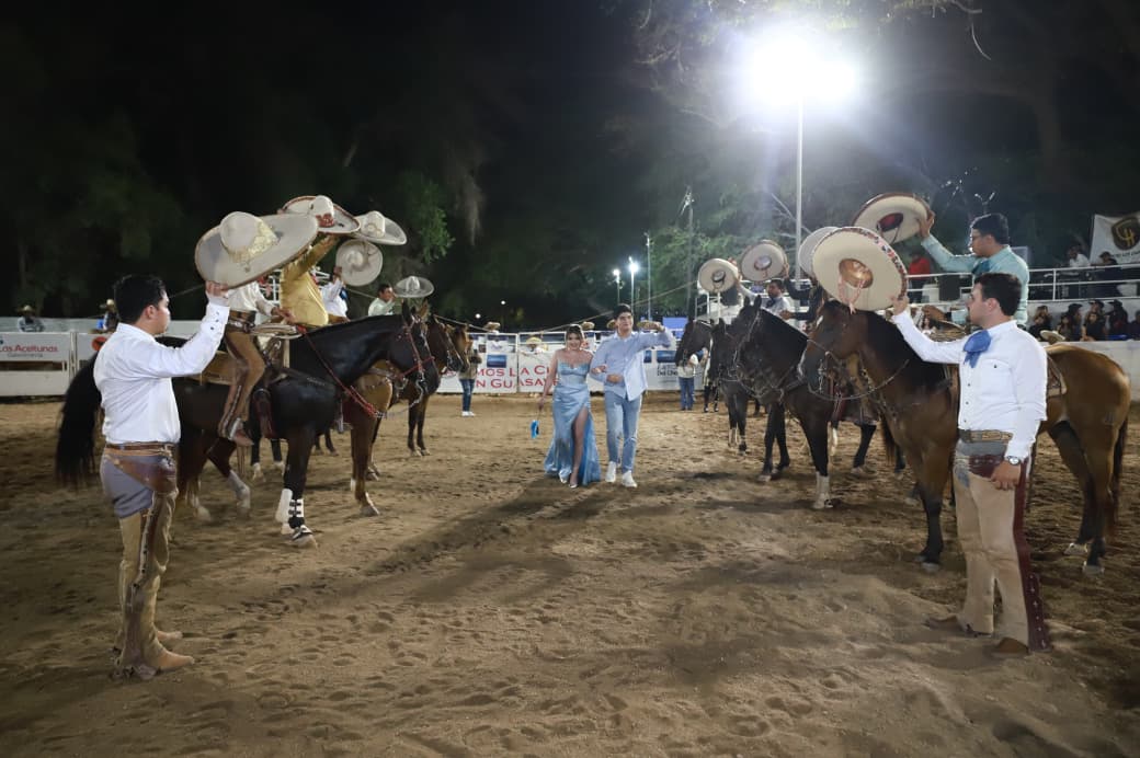 Charreada universitaria en Guasave, Sin.