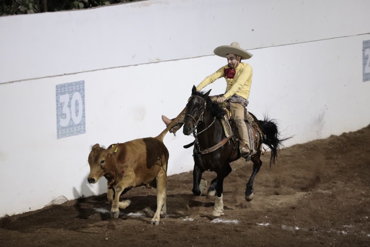 Charreada universitaria en Guasave, Sin.