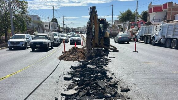 ¡Atención automovilistas! Por trabajos en bulevar Clouthier, habrá cierre parcial a la circulación este miércoles: Japac