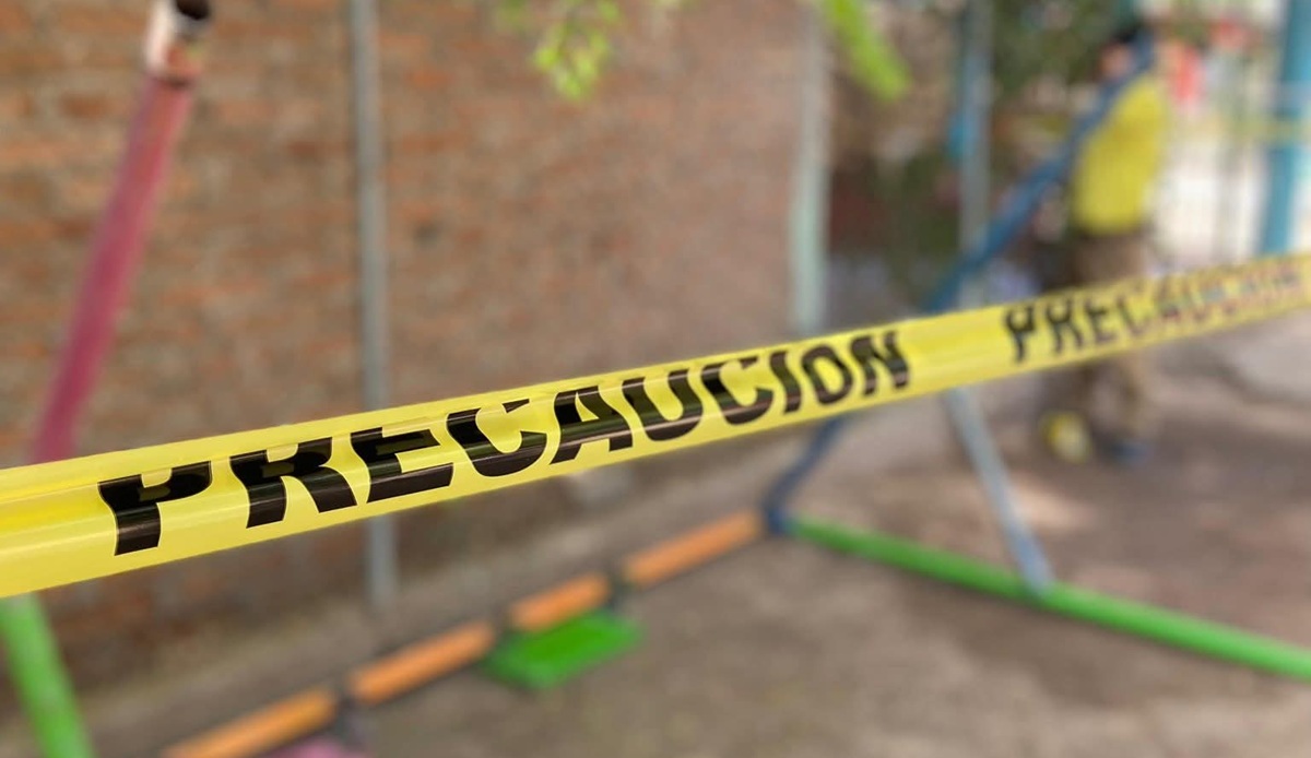 Clausuran juegos infantiles en kínder de Las Quemazones en Guasave