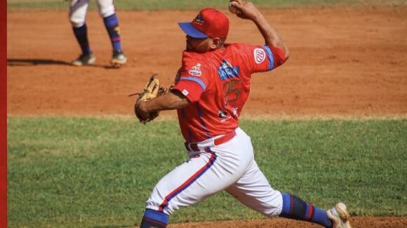 Agricultores mandan; definidos los playoffs de la Clemente Grijalva
