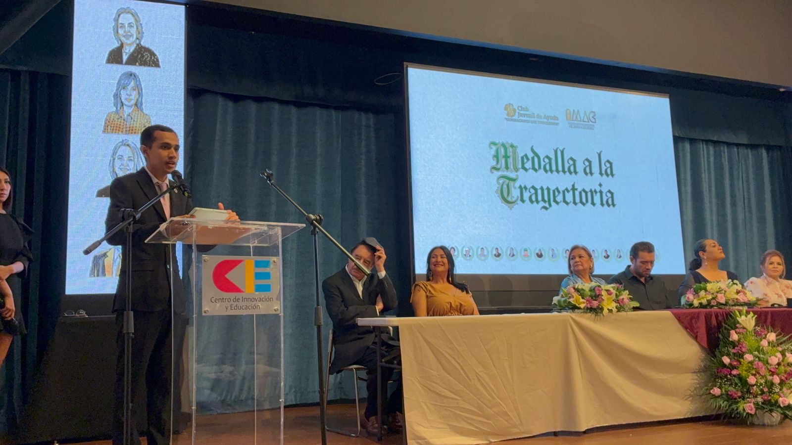 Club Juvenil de Ayuda AC entrega reconocimientos a ocho ahomenses con trayectoria