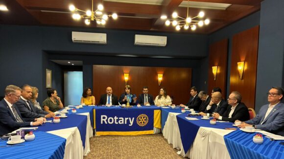 Club Rotario Los Mochis, en Sinaloa, festeja 90 años de servicio altruista