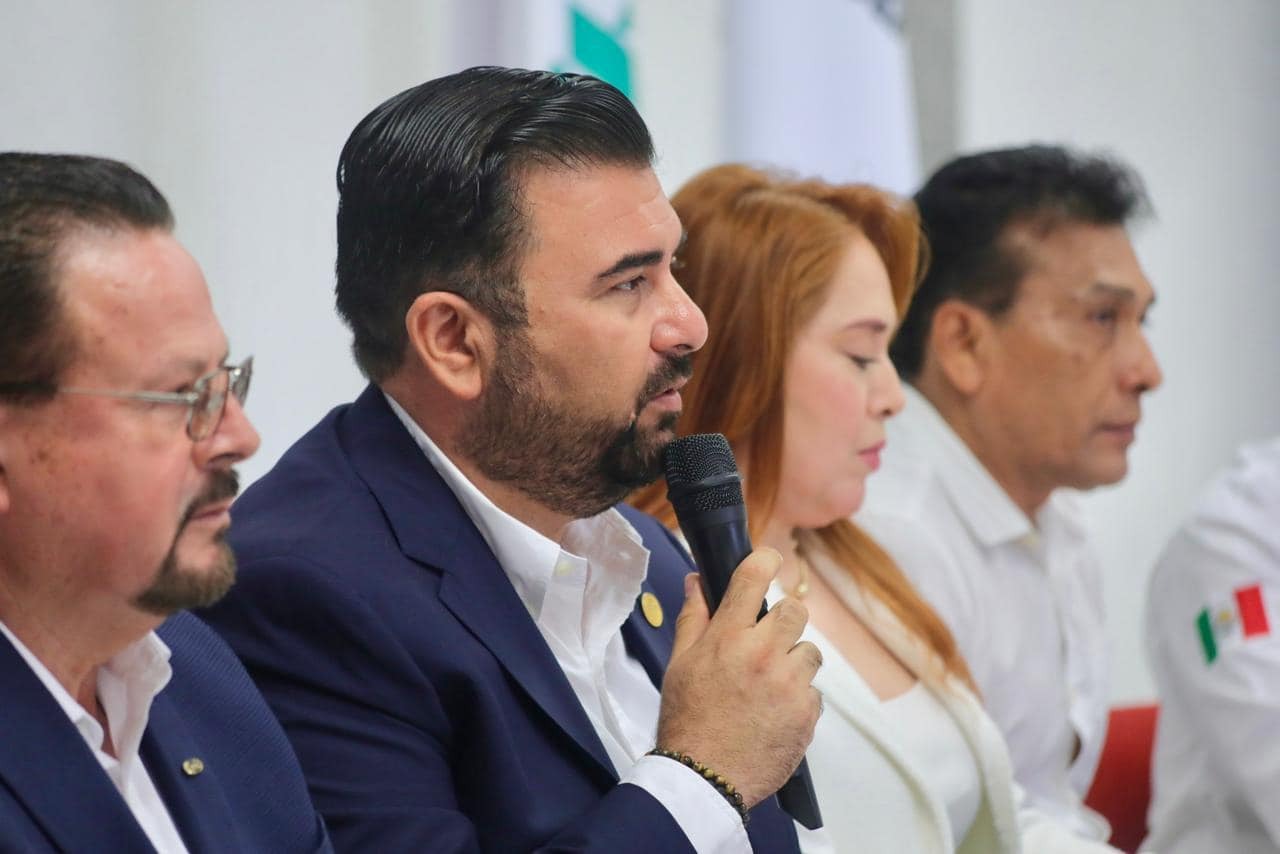 CMIC y AMPI sellan alianza en Mazatlán