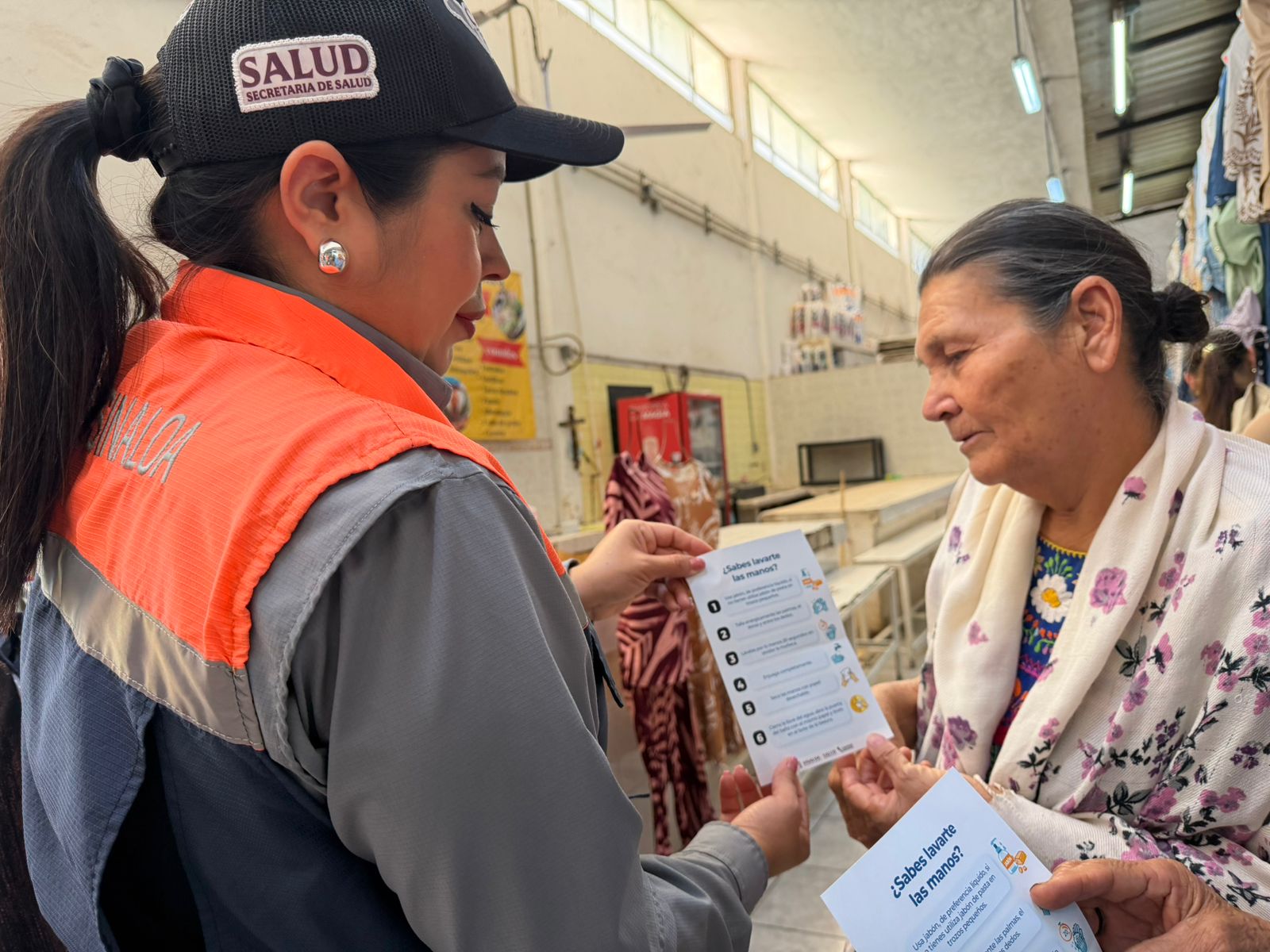 Coepriss realiza jornada de vigilancia en mercados de Sinaloa