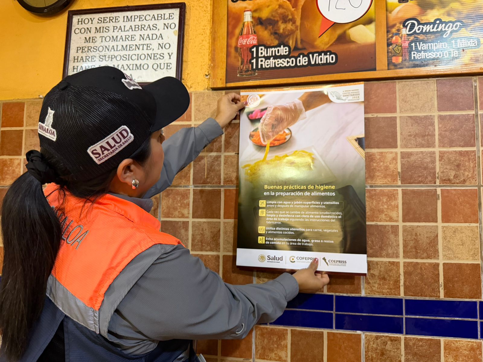 Coepriss realiza jornada de vigilancia en mercados de Sinaloa