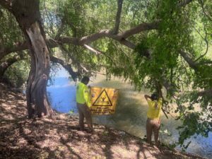 Colocan señalamientos preventivos en el río Sinaloa