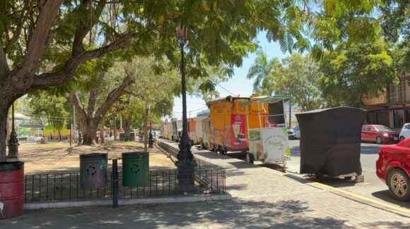 Comerciantes de la plazuela 27 de septiembre en Los Mochis denuncian presunta extorsión de inspectores y piden apoyo a la gobernadora