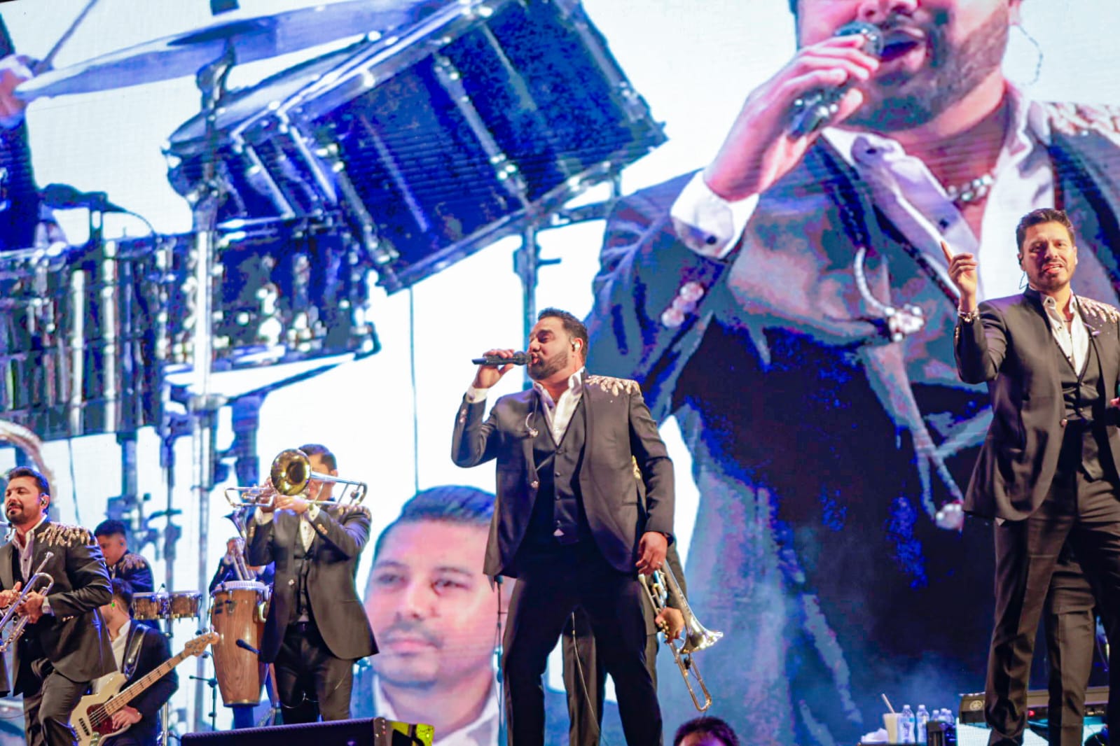 Concierto de la Banda MS por el Día de las Madres, en Culiacán