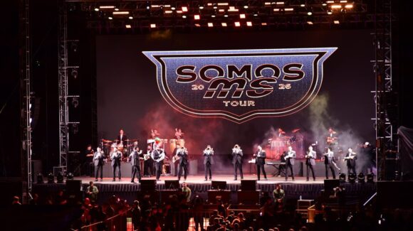 Más de 16 mil sinaloenses disfrutaron del concierto gratuito de la Banda MS en Culiacán