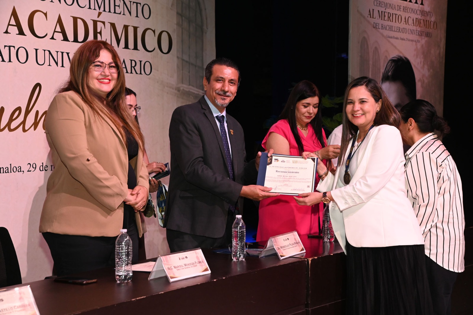 Celebra la UAS concurso Rafael Buelna Tenorio