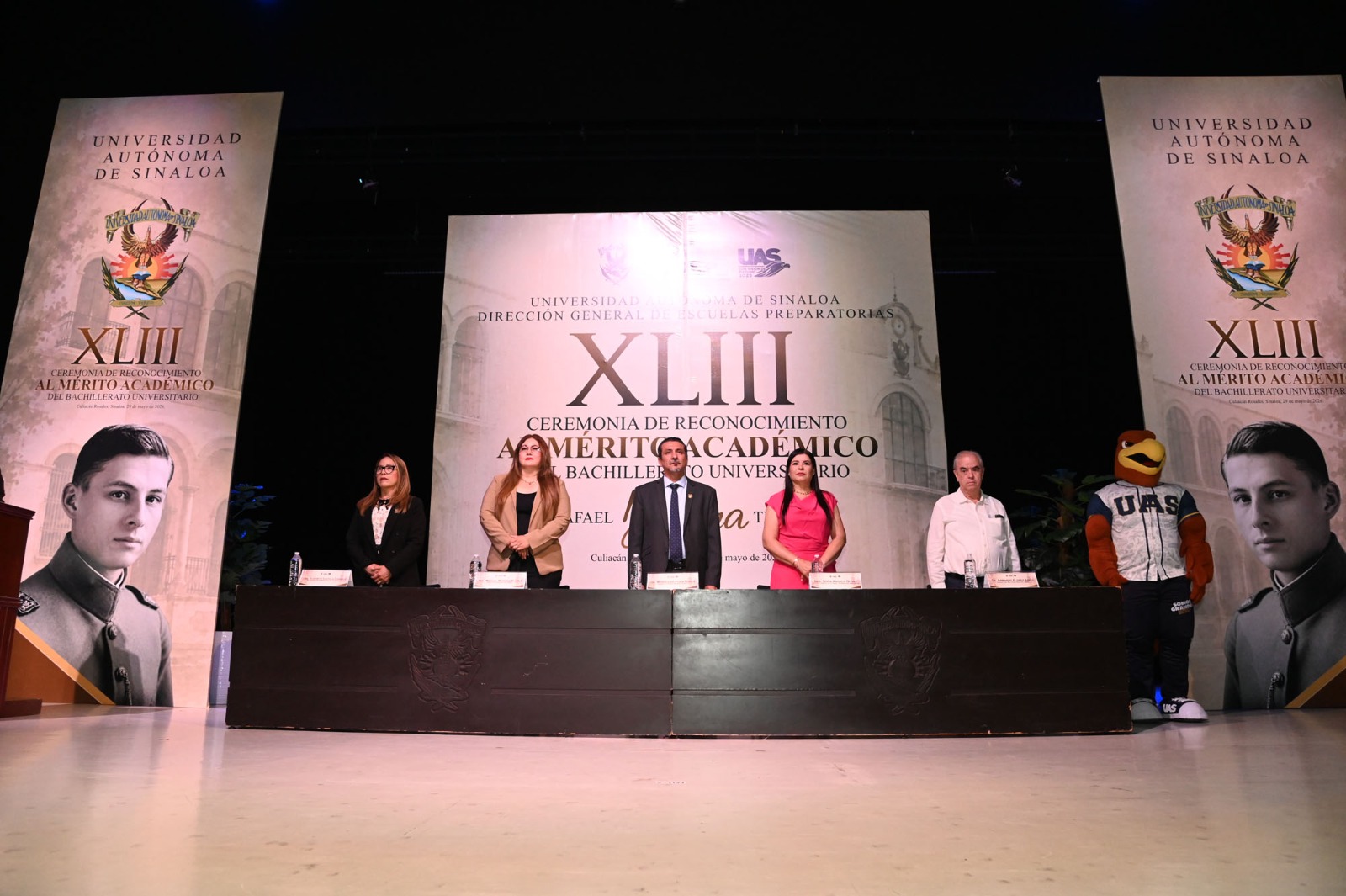 Celebra la UAS concurso Rafael Buelna Tenorio