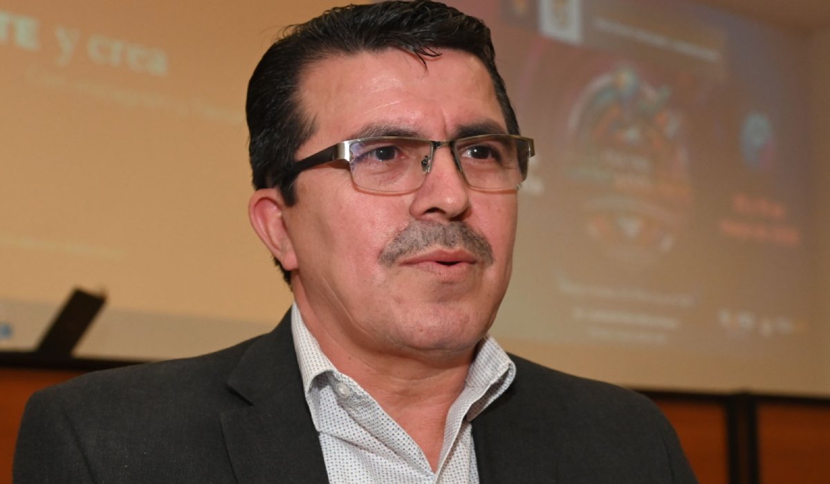 Conferencia "Inspírate y crea con Instagram y TikTok" en la UAS