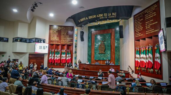 Presenta PAS iniciativa en el Congreso para considerar al acecho como un delito a castigar jurídicamente