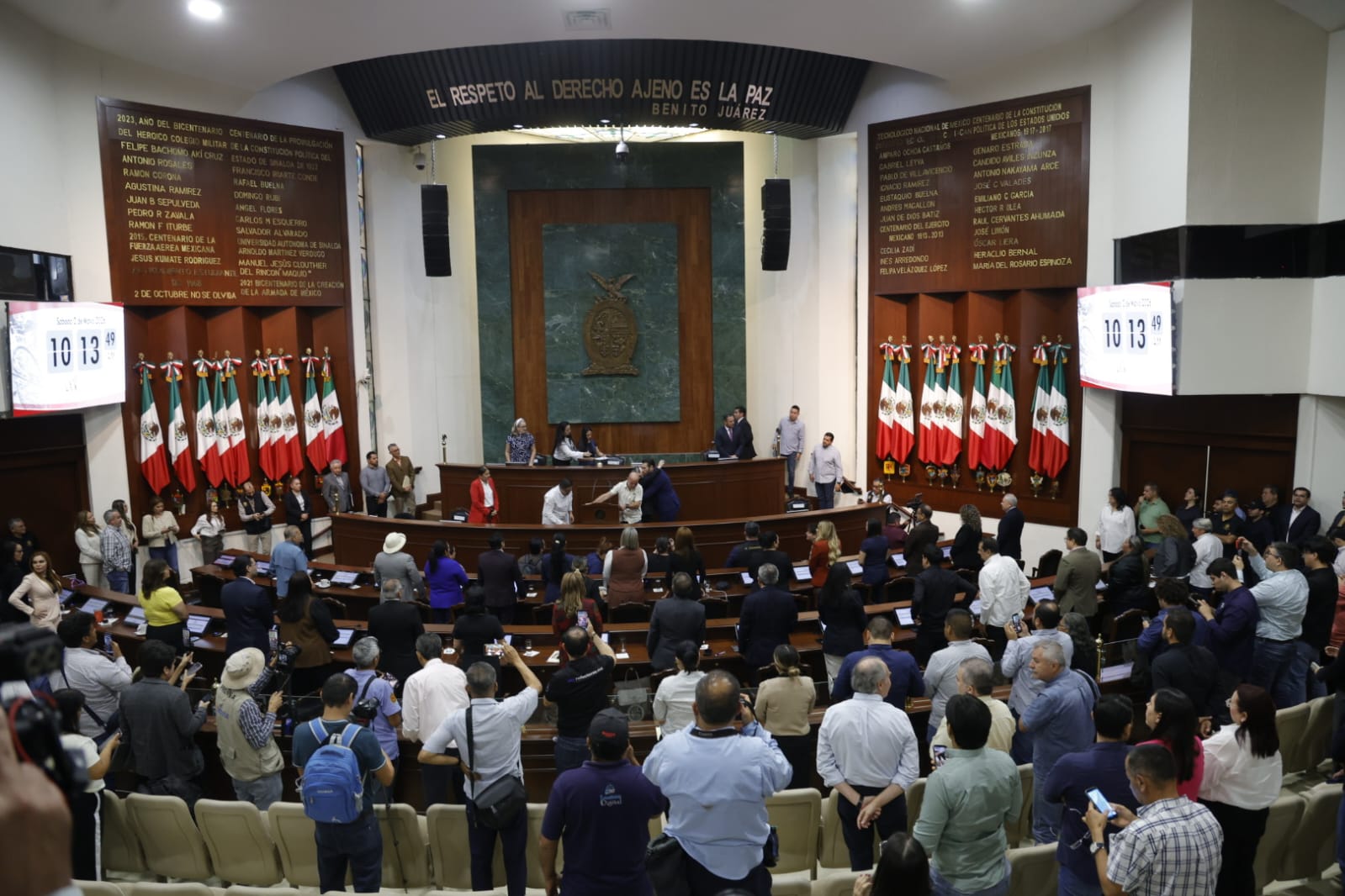 Congreso de Sinaloa toma protesta a Yeraldine Bonilla como gobernadora interina de Sinaloa