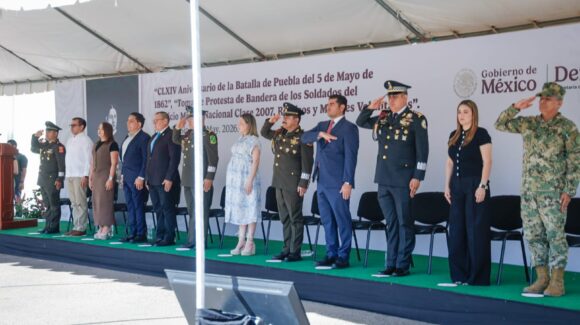 Autoridades militares conmemoran el 164 aniversario de la Batalla de Puebla, en la 9.ª Zona Militar, en Culiacán, Sinaloa
