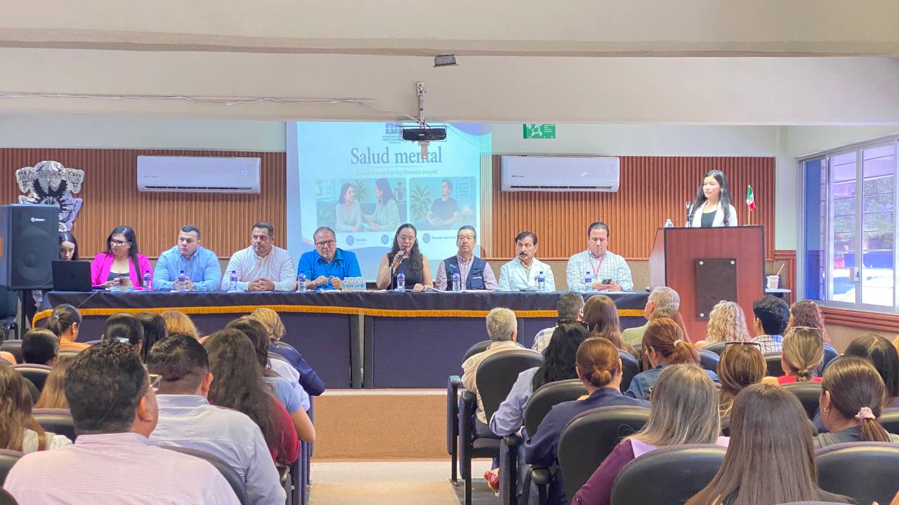 Conversatorio sobre derechos humanos y salud mental en Guasave, Sin.