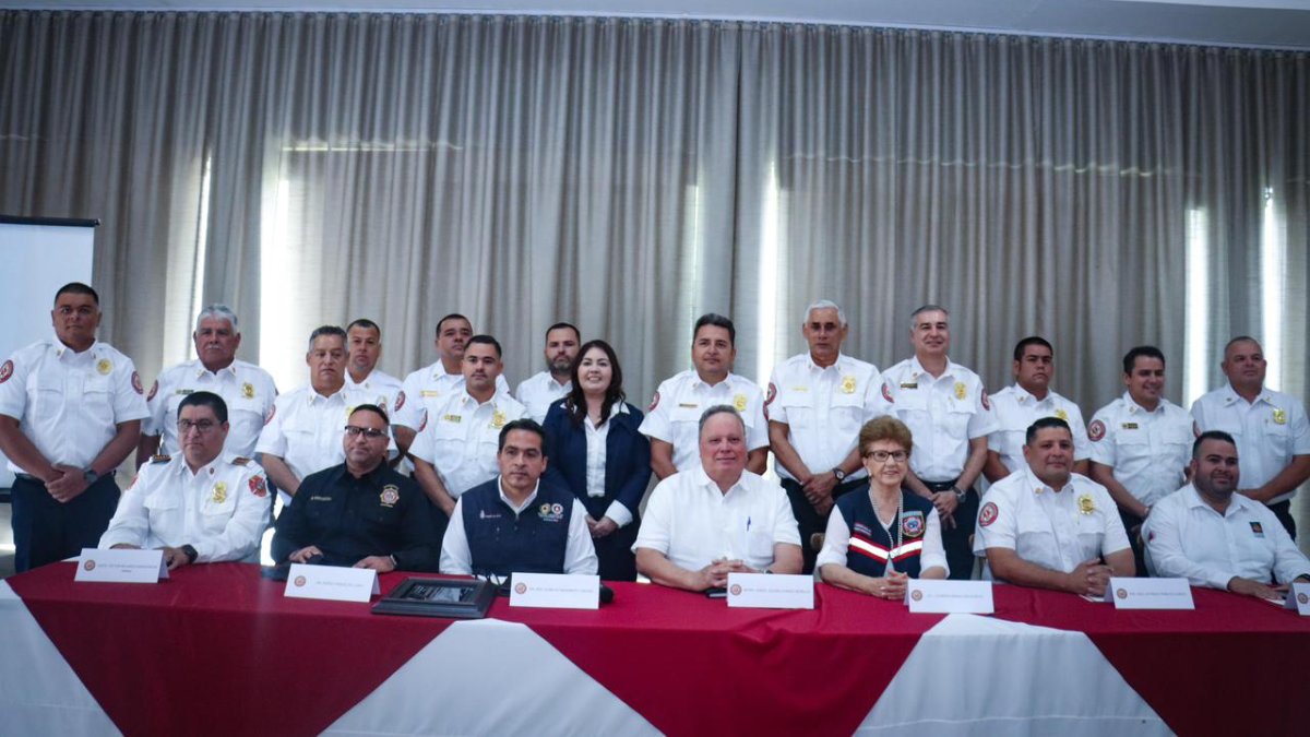 crean asociacion sinaloense de jefes de bomberos en sinaloa