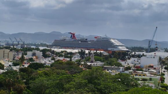 Mazatlán, Sinaloa rompe cifras con más de 249 mil cruceristas en 2026; dejan derrama de 399 mdp