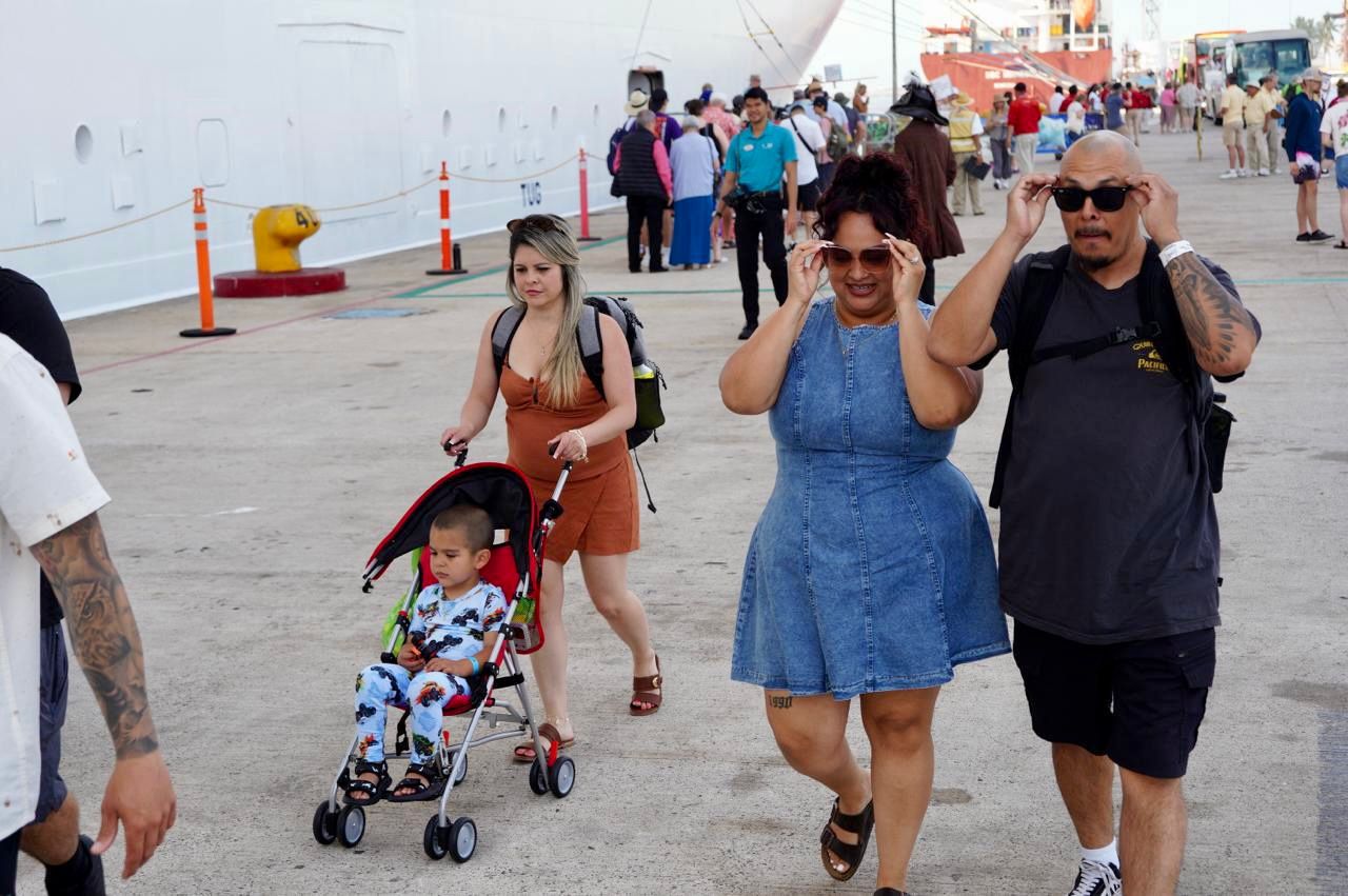 Cruceros fortalecen economía de Mazatlán