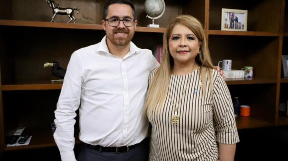 Anuncia Secretaría de Salud de Sinaloa un incremento en apoyo para uniformes del personal sindicalizado
