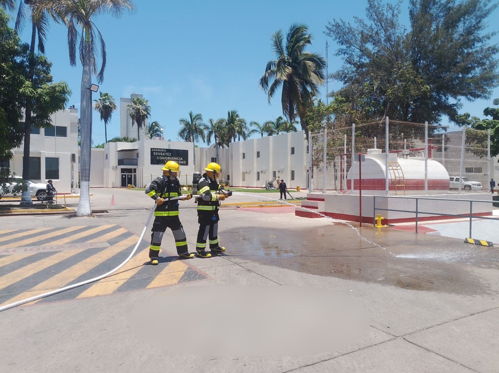 Marina fortalece su capacidad de respuesta; concluye exitoso curso de contraincendios en Mazatlán
