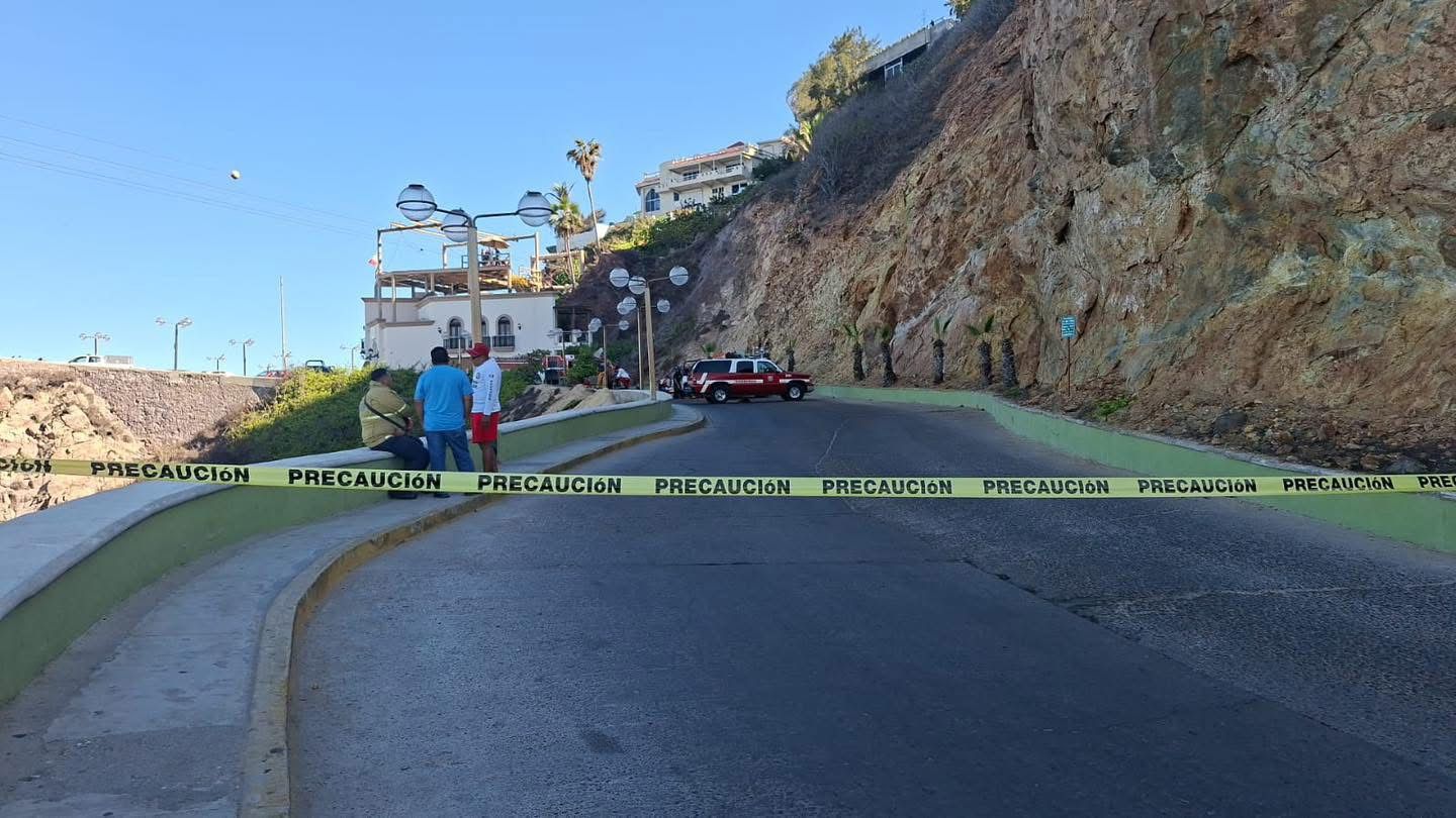 área cerrada por caída accidenta en El Faro de Mazatlán