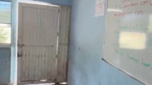 denuncian escuela en mazatlan sin aires acondicionados