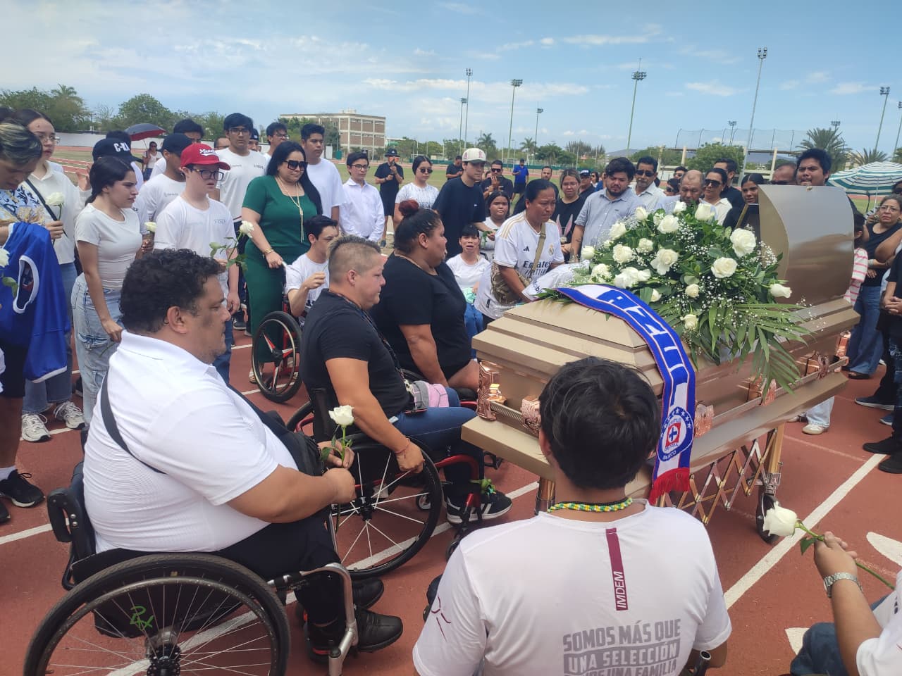 Despiden desde la pista a Trini Serrano, medallista que dejó huella en el deporte adaptado