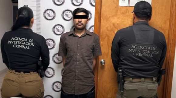 Con 2 armas largas y 3 cortas detienen a un hombre en Ahome, Sinaloa