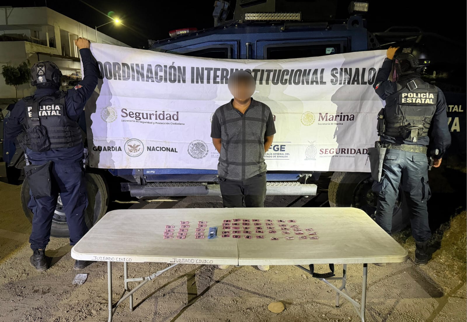 Detenido con presuntas drogas en Mazatlán