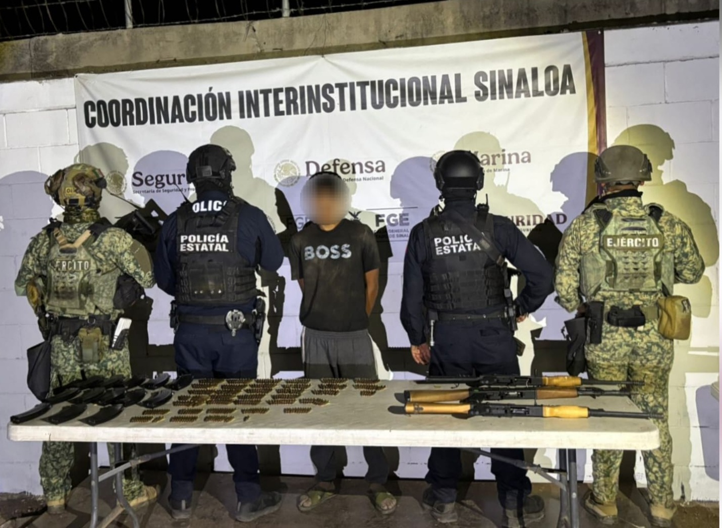 Con armas largas, detienen a sujeto, en Villa Juárez