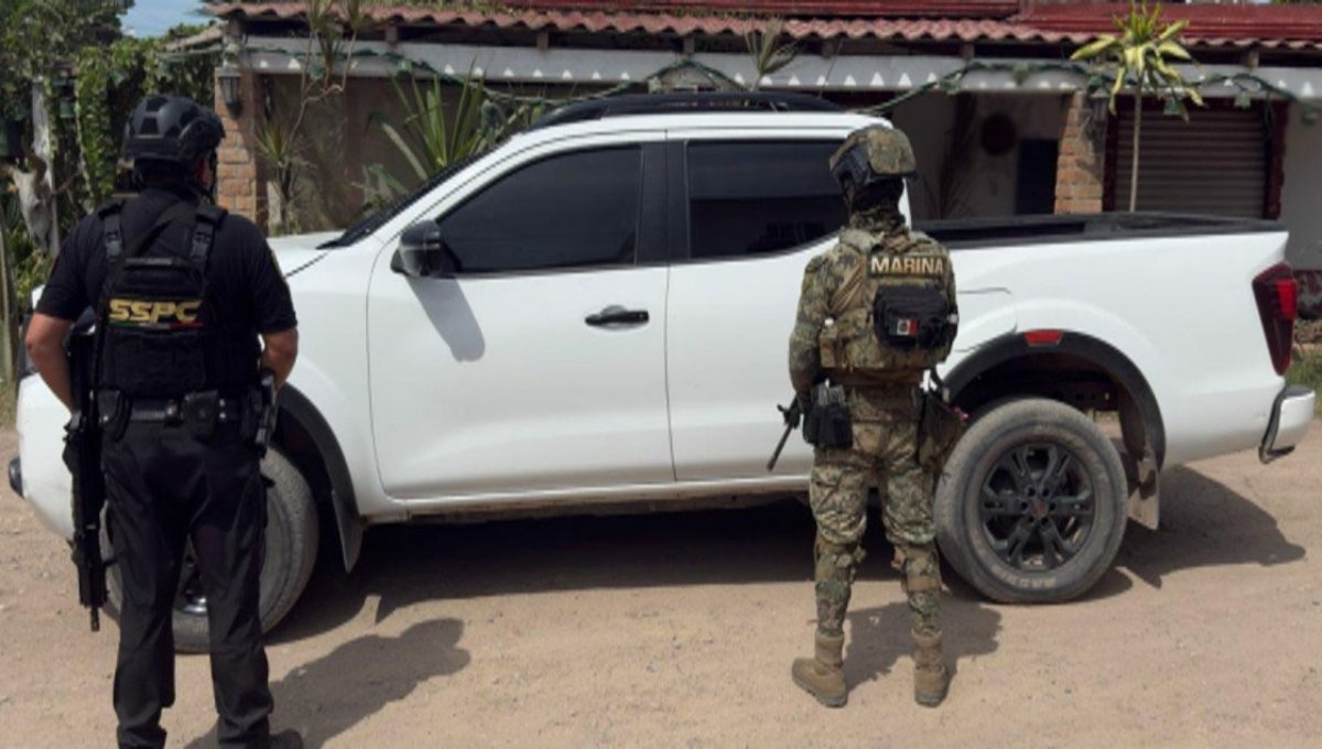 Aseguramiento de vehículo tras operativo en Escuinapa