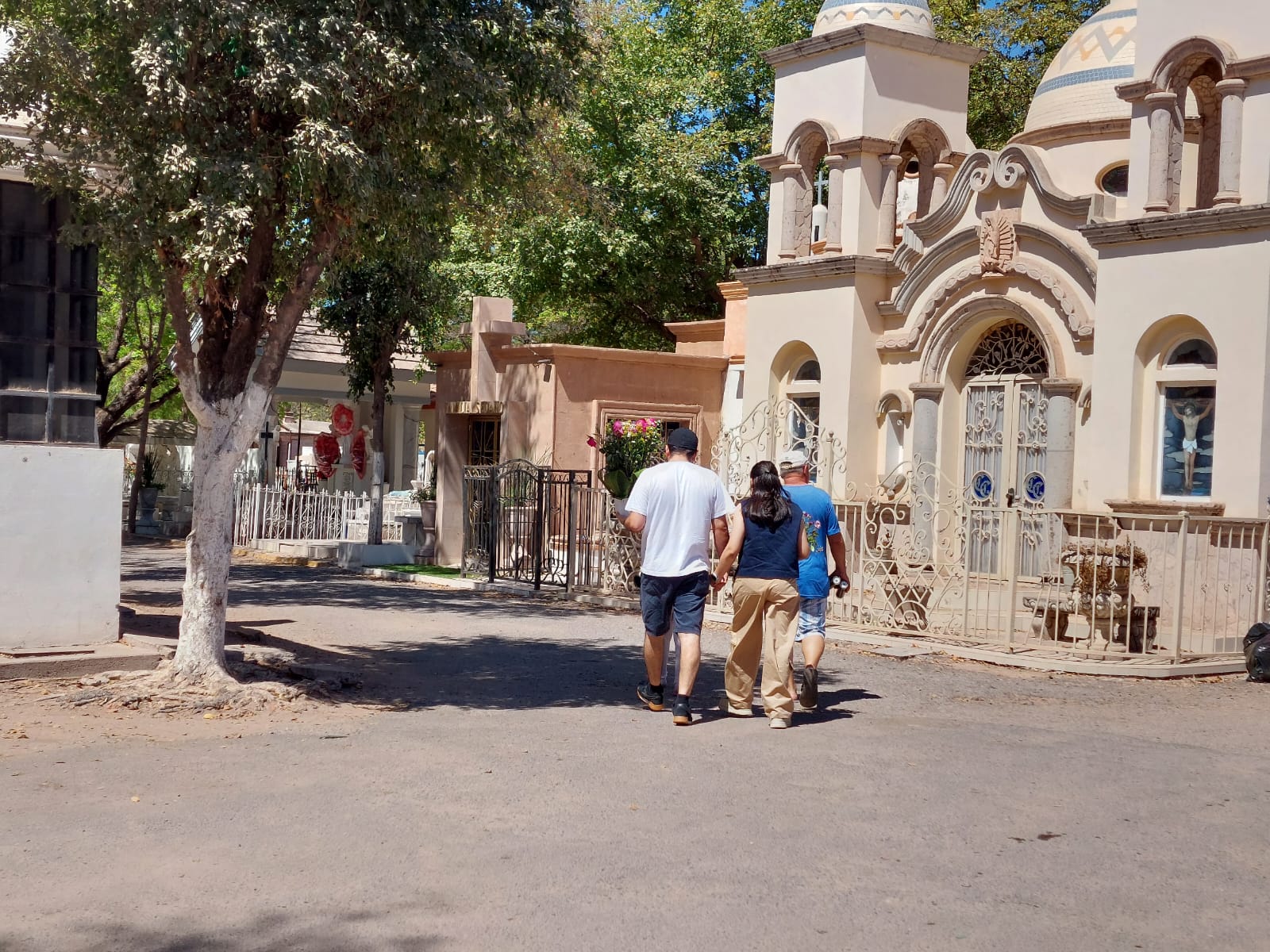 Panteón de Guamúchil