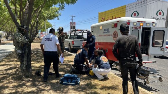 Marina detecta motocicleta robada tras accidente en Real del Valle y detiene a dos hombres en Mazatlán, Sinaloa