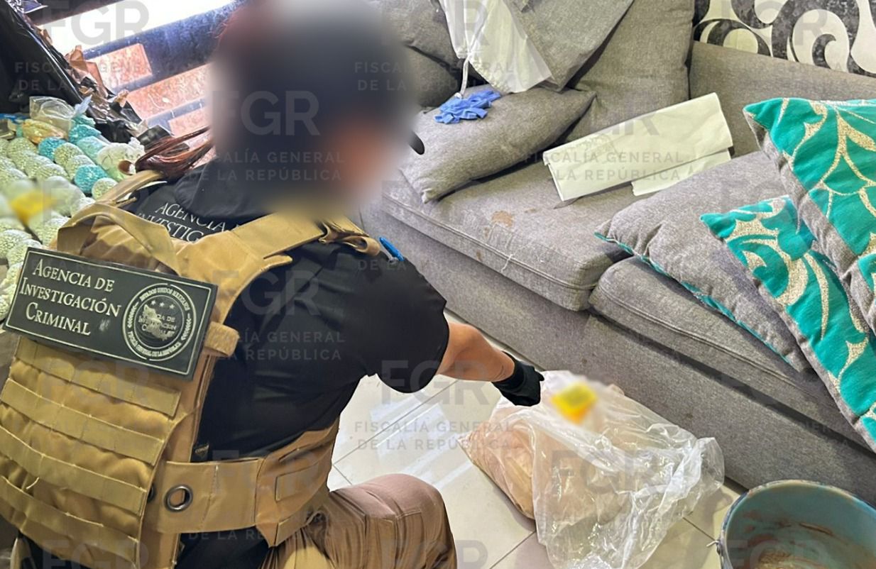 Droga asegurada en domicilio en La Conquista, Culiacán